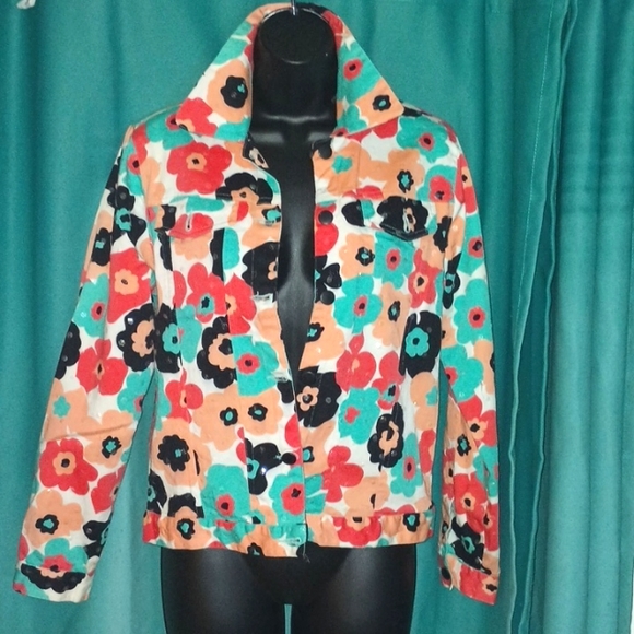 Women's jacket - Picture 1 of 3